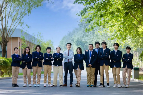 北京市中關村外國語學校國際高中