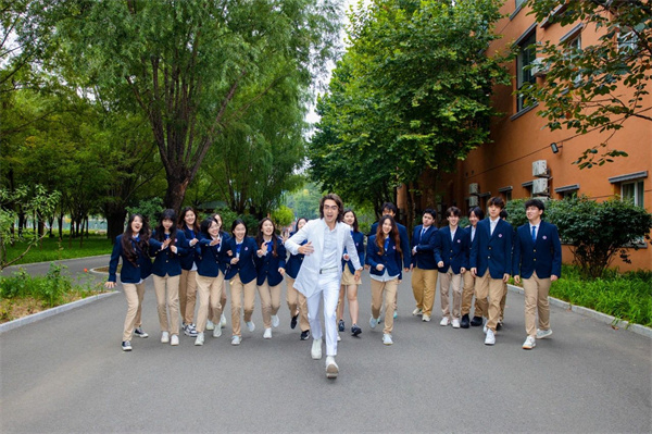 北京市中關村外國語學校國際高中g